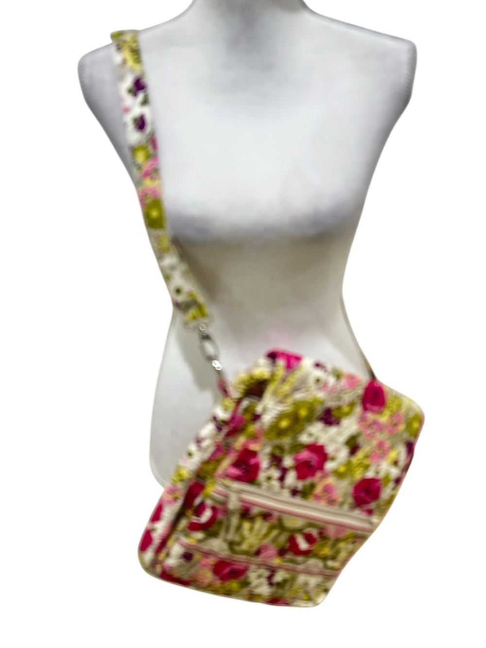 Vera Bradley Cream Crossbody flap over Pink & Green Floral adjustable strap - Picture 4 of 12